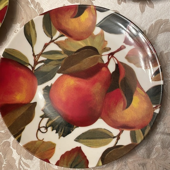 Harry&David 8.5” Fruit Serving Dishes - 4 in set - Picture 5 of 6